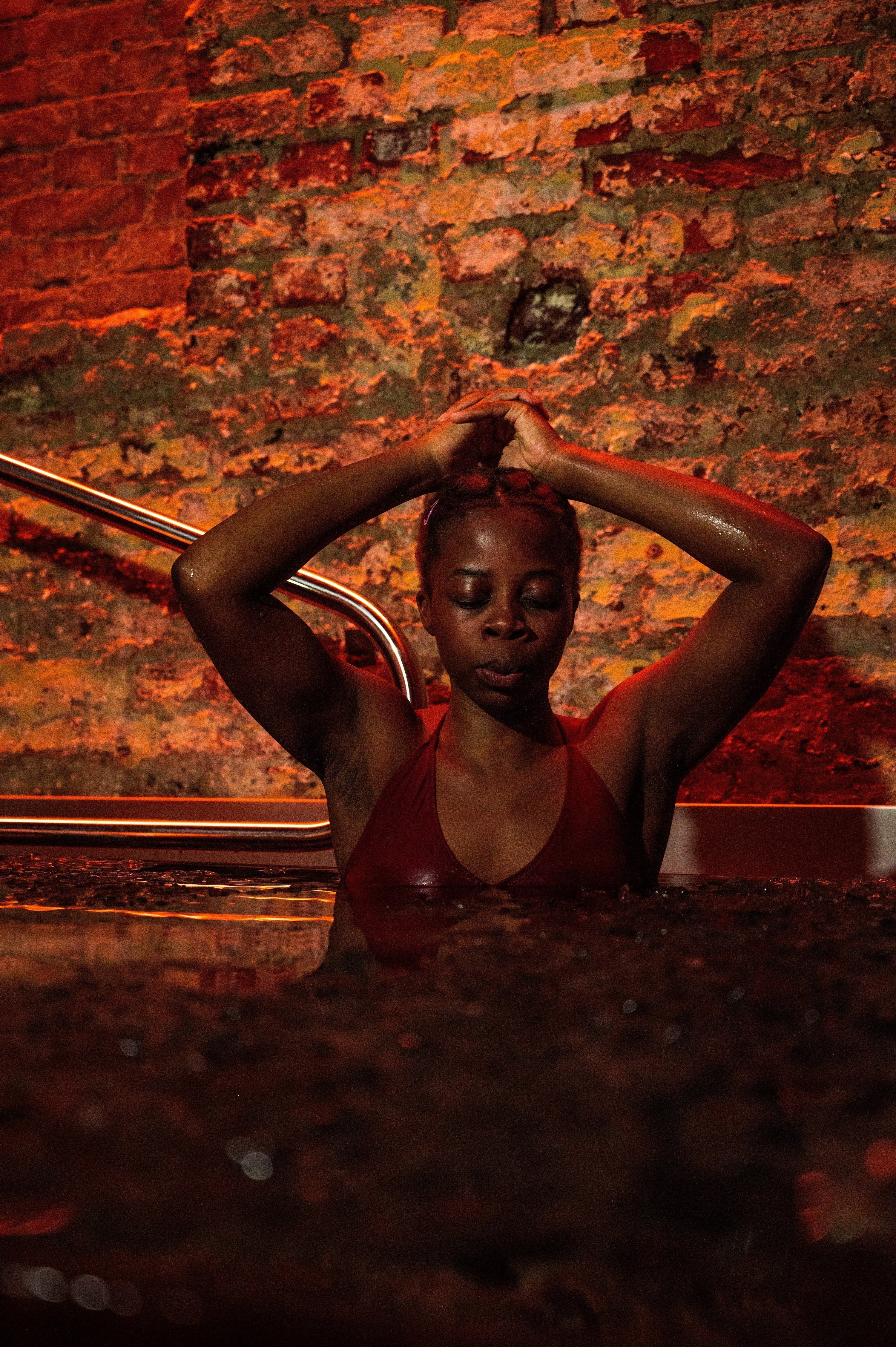 How to Lower Cortisol: Can Ice Baths Reduce Stress?